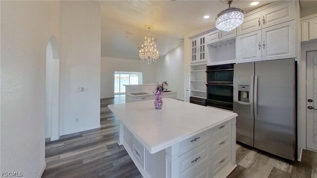 Photo - 546 SE 5th Ave