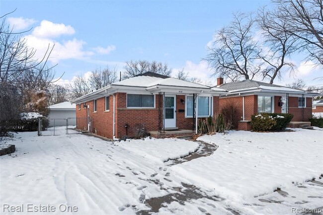 Photo - 4114 Lincoln Blvd