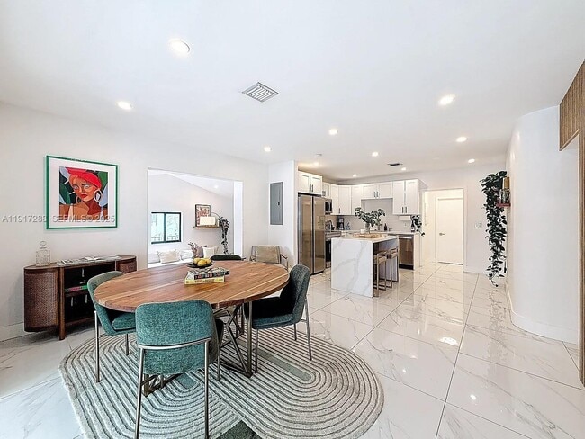 Photo - 1367 NW 41st St