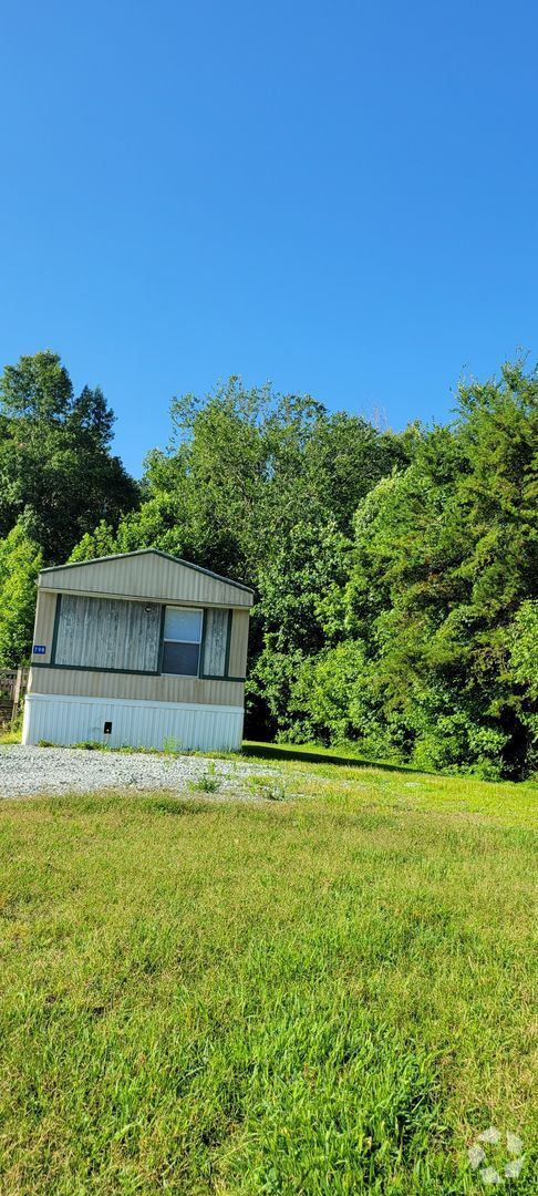 Building Photo - Ready to Move in Rental