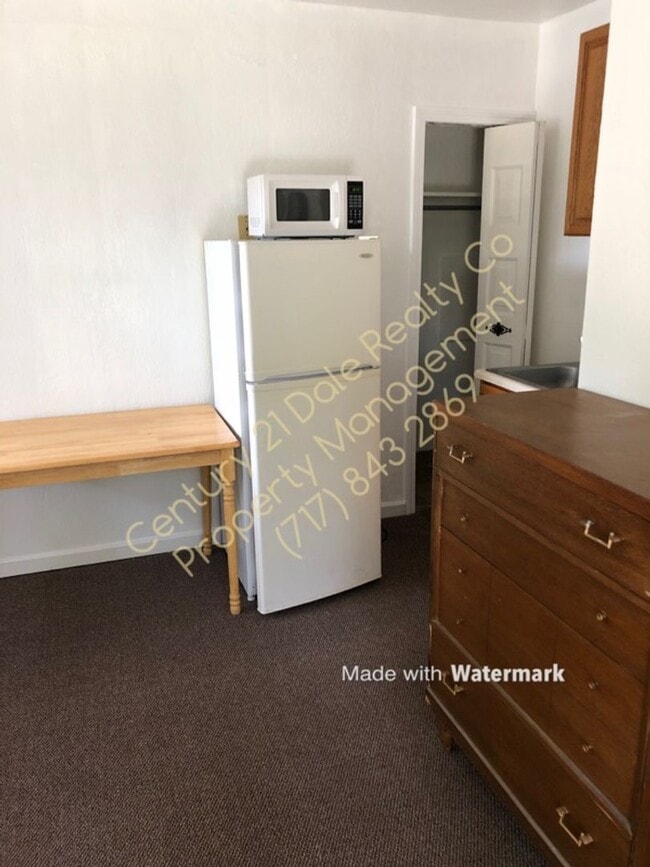 Photo - 1 Bedroom Efficiency Apartment All Utilities Included Unidad 4762