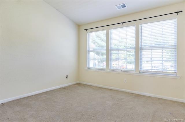 Photo - "Charming 3-Bed Oasis with Granite Accents & Pool Retreat in Belmont!"