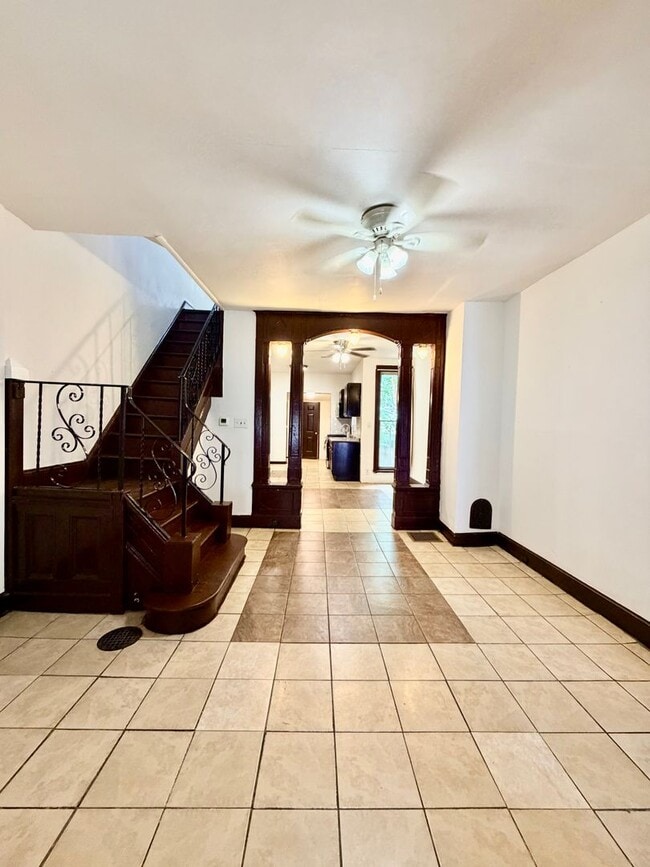Photo - 5232 Heston St
