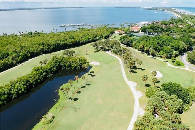 8800 S Ocean Dr Unit 1201