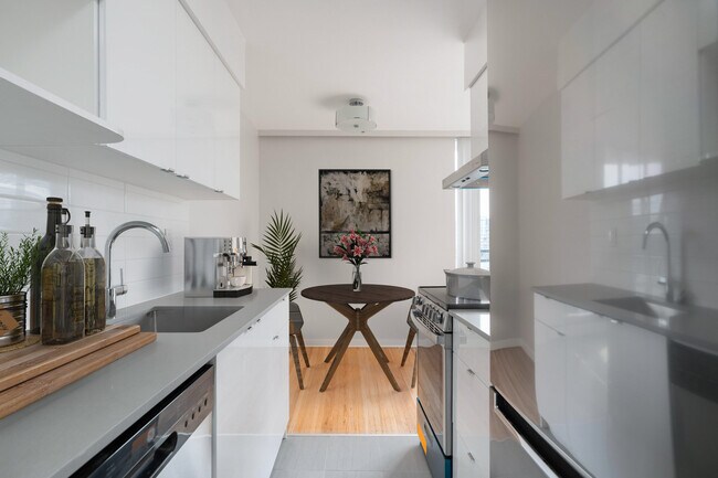 Photo - Emerald Terrace Unit 00506