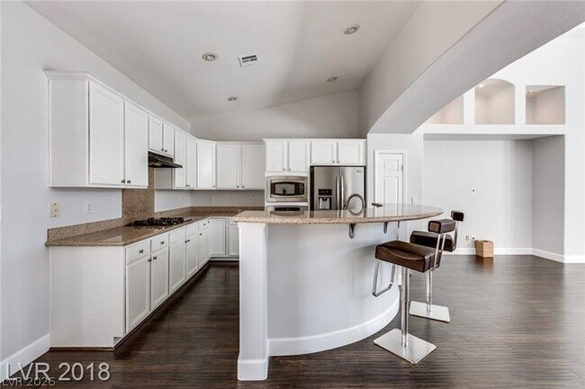 Photo - 5752 Murtiga Ct