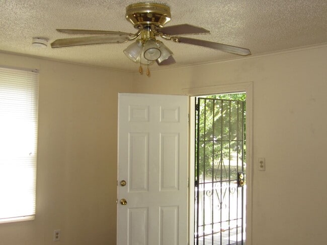 Photo - zillow
