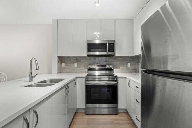 Photo - 2929 W 4th Ave