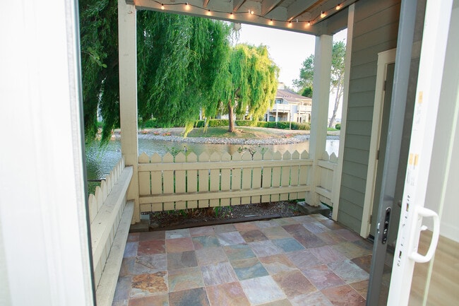 Photo - 151 Shoreline Ct Unit 151