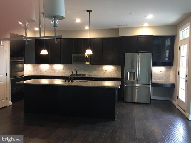 Photo - 6489 Jack Linton Dr N