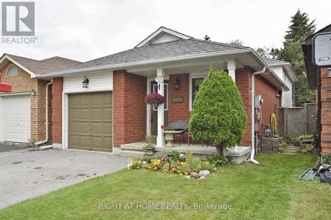 Photo - 1434 Largo Crescent