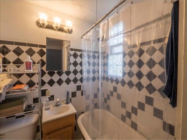 Photo - 2581 N Bartlett Ave Townhome