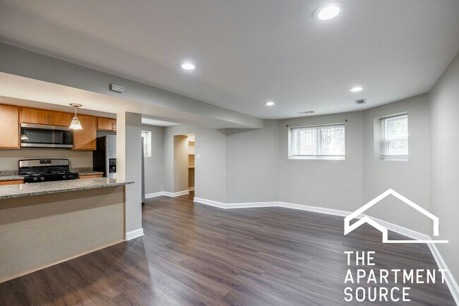 Photo - 2118 N Avers Ave Unidad G