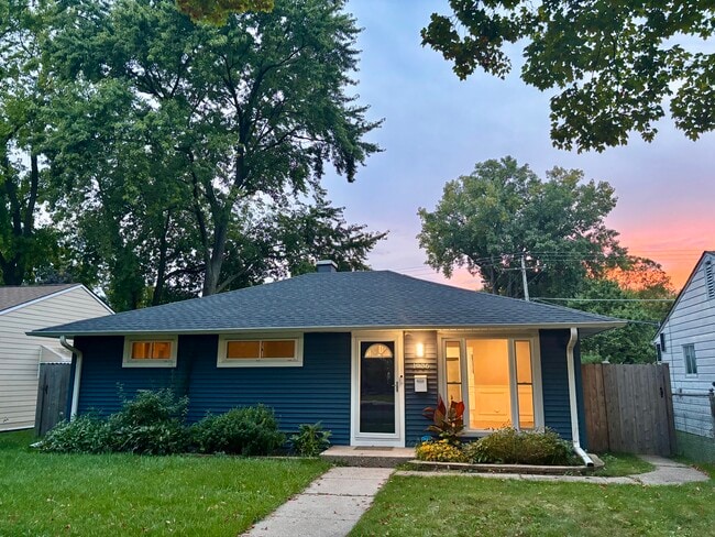 Building Photo - 1036 Pitner Ave Rental