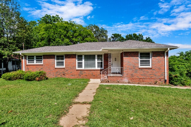 Photo - 204 3rd Ave House
