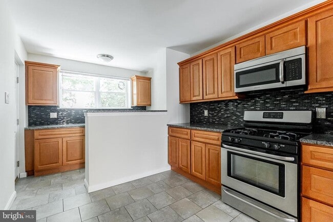 Building Photo - 2631 S Juniper St Rental