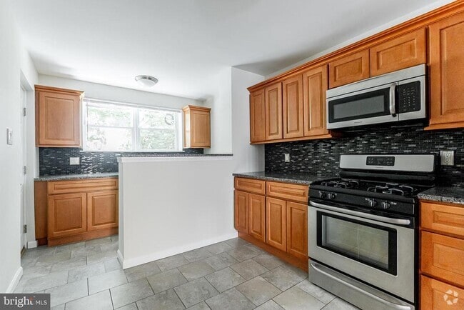 Building Photo - 2631 S Juniper St Rental