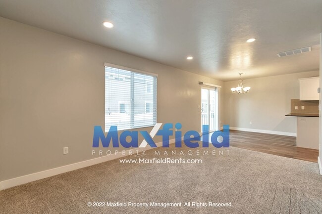 Photo - Immaculate 3BD, 3 BA, 2GA Draper townhome with super fast fiber internet