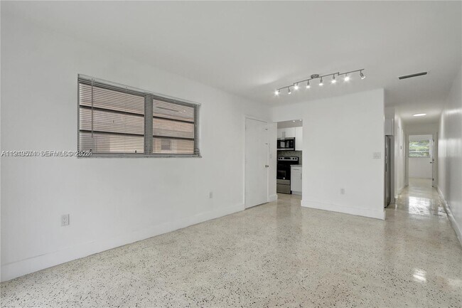 Photo - 1927 NW 20th Ave Unit 1