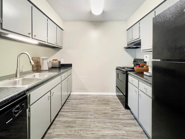 Building Photo - Kendall Place Rental