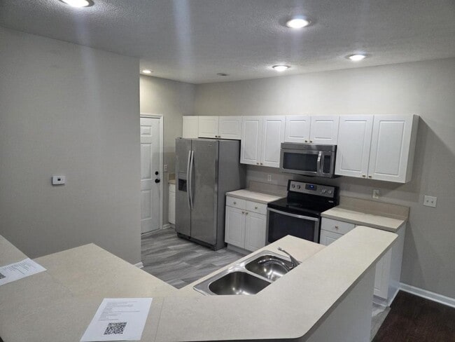 Photo - 770 Mystic Pointe Dr