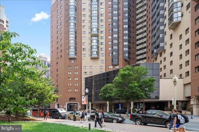 Photo - 900 N Stafford St Unit 1816