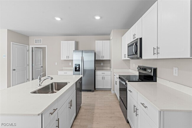 Photo - 1150 Brooklands Dr