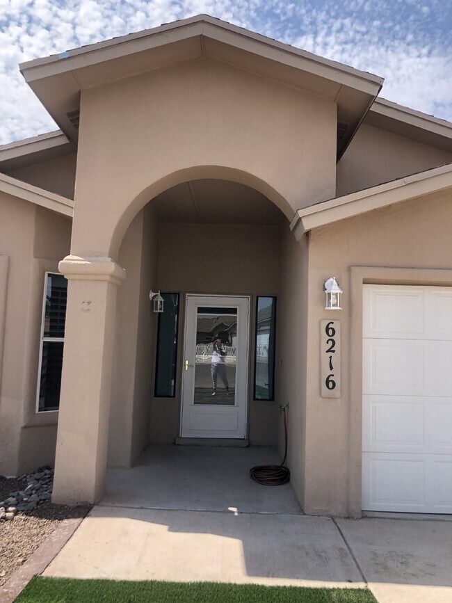 Photo - 6216 Lovebird Ln