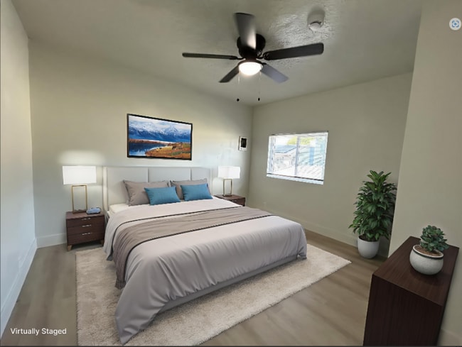 Photo - 951 N Redwood Rd Unidad 2