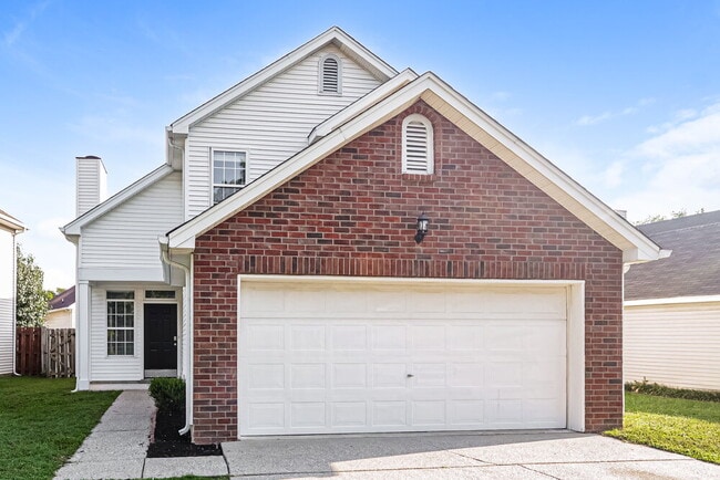 Building Photo - 909 Bexhill Ct S Rental