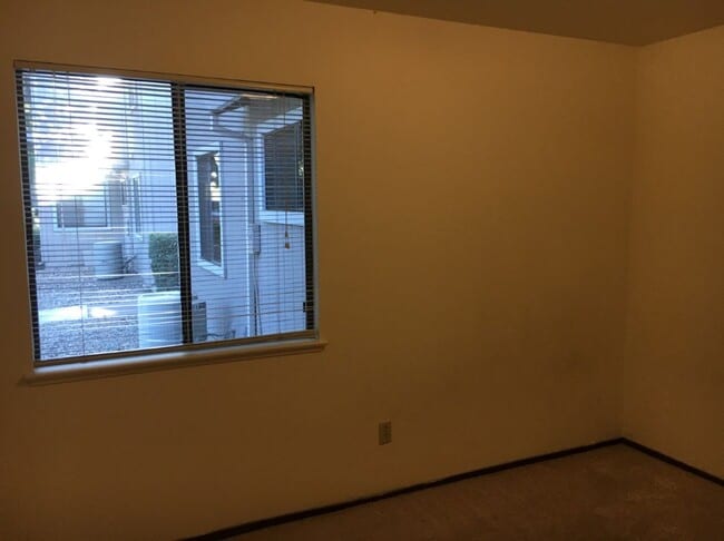 Photo - 857 Adams Terrace Unit A