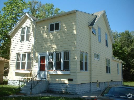 Building Photo - 527 Hall Ave Unit #1 Rental