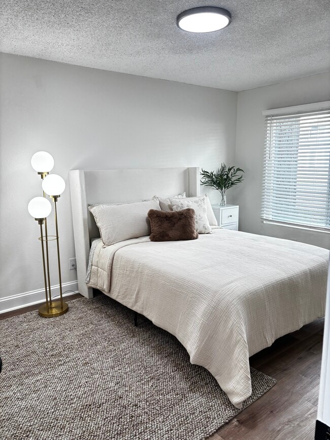Brookhaven Apartments
