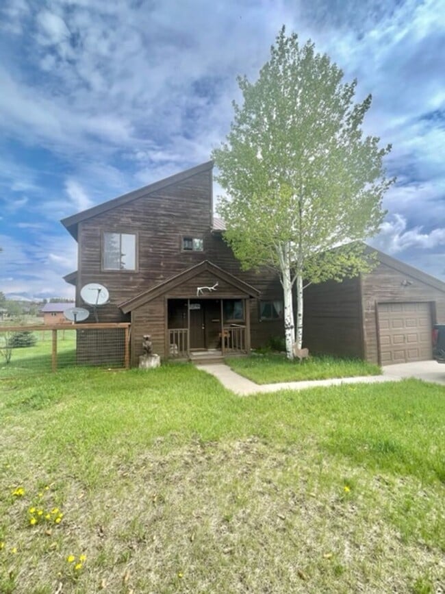 Photo - For Rent – Fully Furnished Home in Lake Hatcher