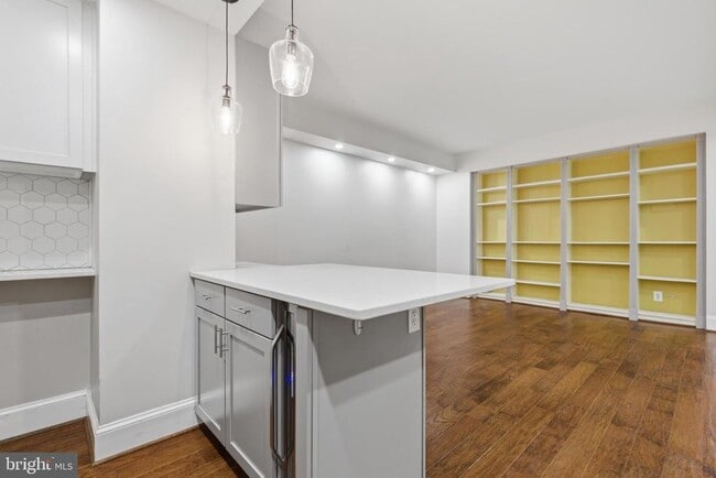 Photo - 2127 California St NW Unit 102