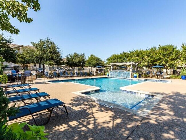 Photo - 8800 US-290 Unit c2