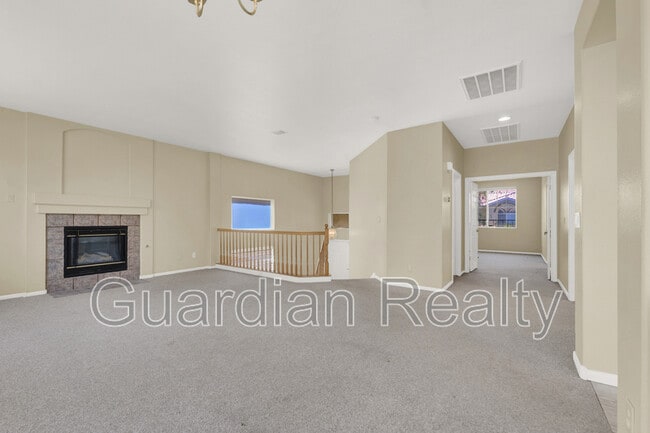 Photo - 224 Emerald Vista Way