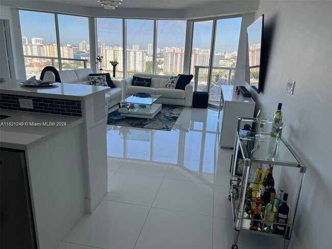 Photo - 16699 Collins Ave Unidad 2507