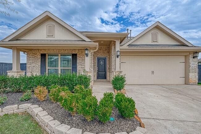 1003 Grey Dusk Ct