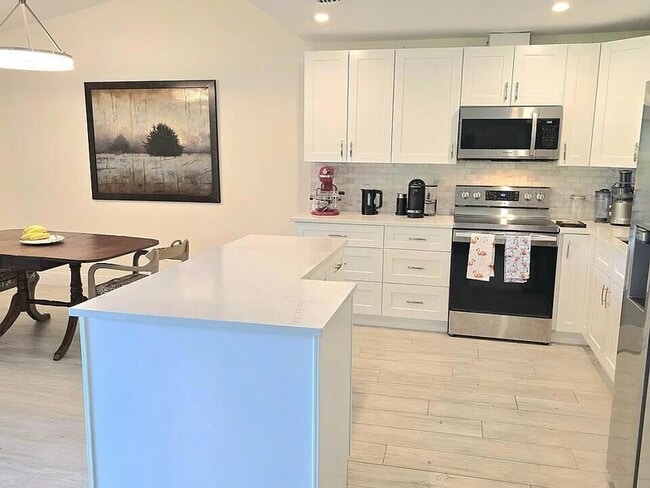 Photo - 1705 Mariners Cove