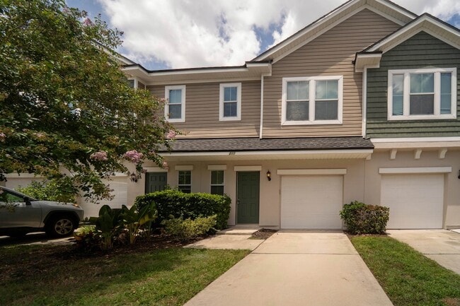 Building Photo - 211 Moultrie Village Ln Rental