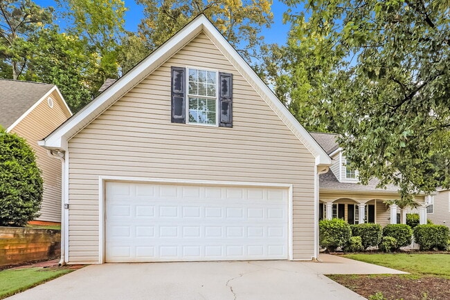 Photo - 329 Westhill Dr House