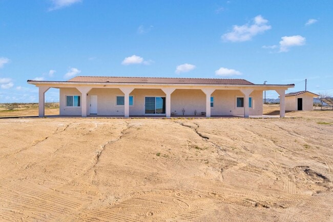 Photo - 24548 Ledbury Rd