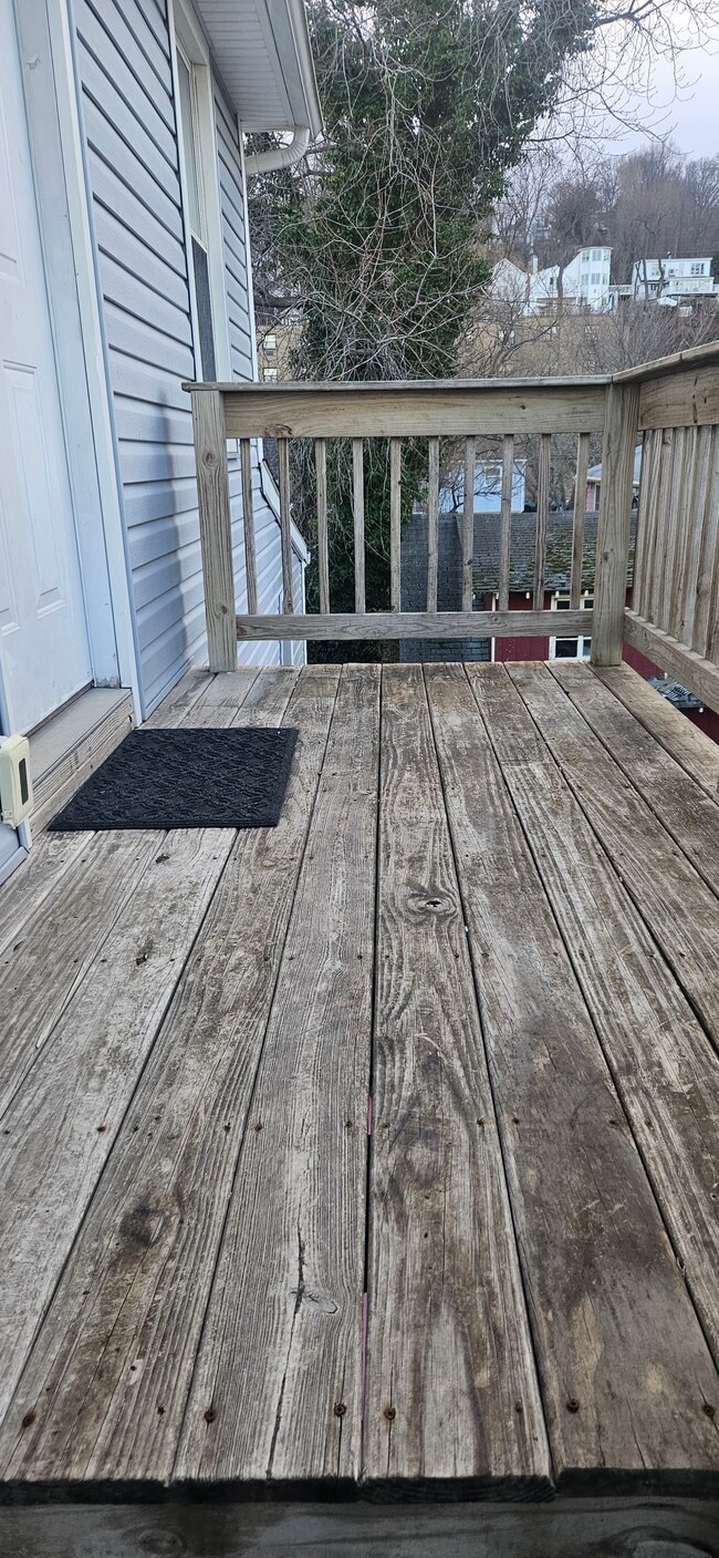 Photo - 225 Bay Ave Unit 2nd floor