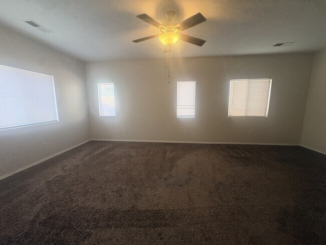 5425 Caballo Ct NE