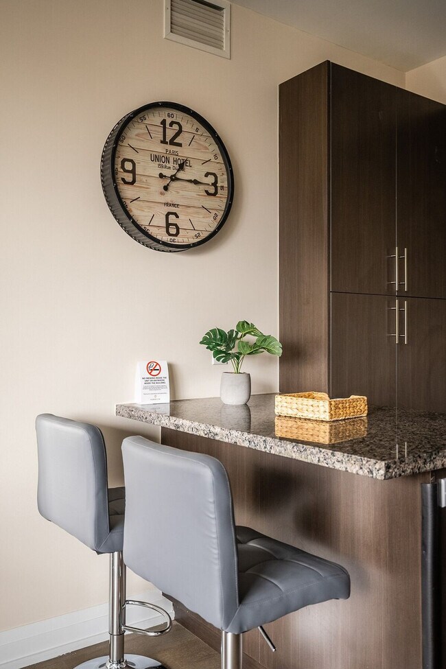 Photo - 2 Anndale Dr Unit SI ID1345880P