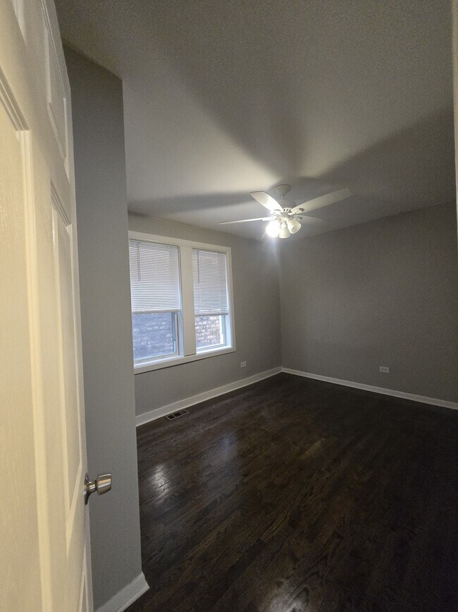 5244 S Ashland Ave Unidad 1