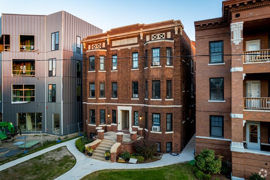 Building Photo