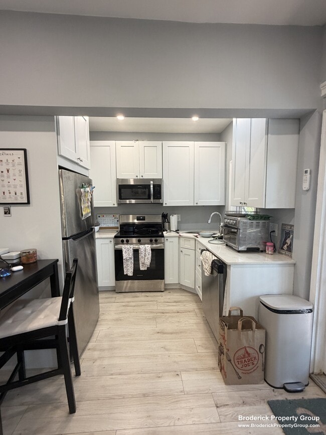 Photo - 7 Dixfield St Unit 1