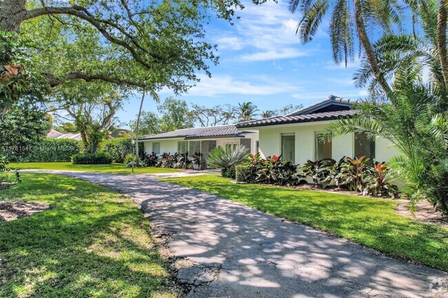Building Photo - 6430 SW 126th Street Rd Rental